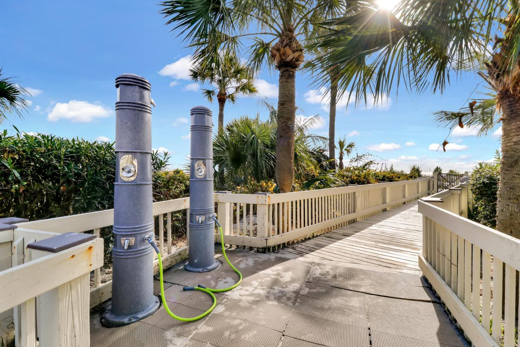 The Breakers #220 Beach Condo, Beautiful Ocean View At Coligny Beach, 4 N Forest Beach Drive Hilton Head, Walk To All Shops Restaurants, Renovated Jan 2024, Vacation Rental Hhi Llc Hilton Head Island Buitenkant foto