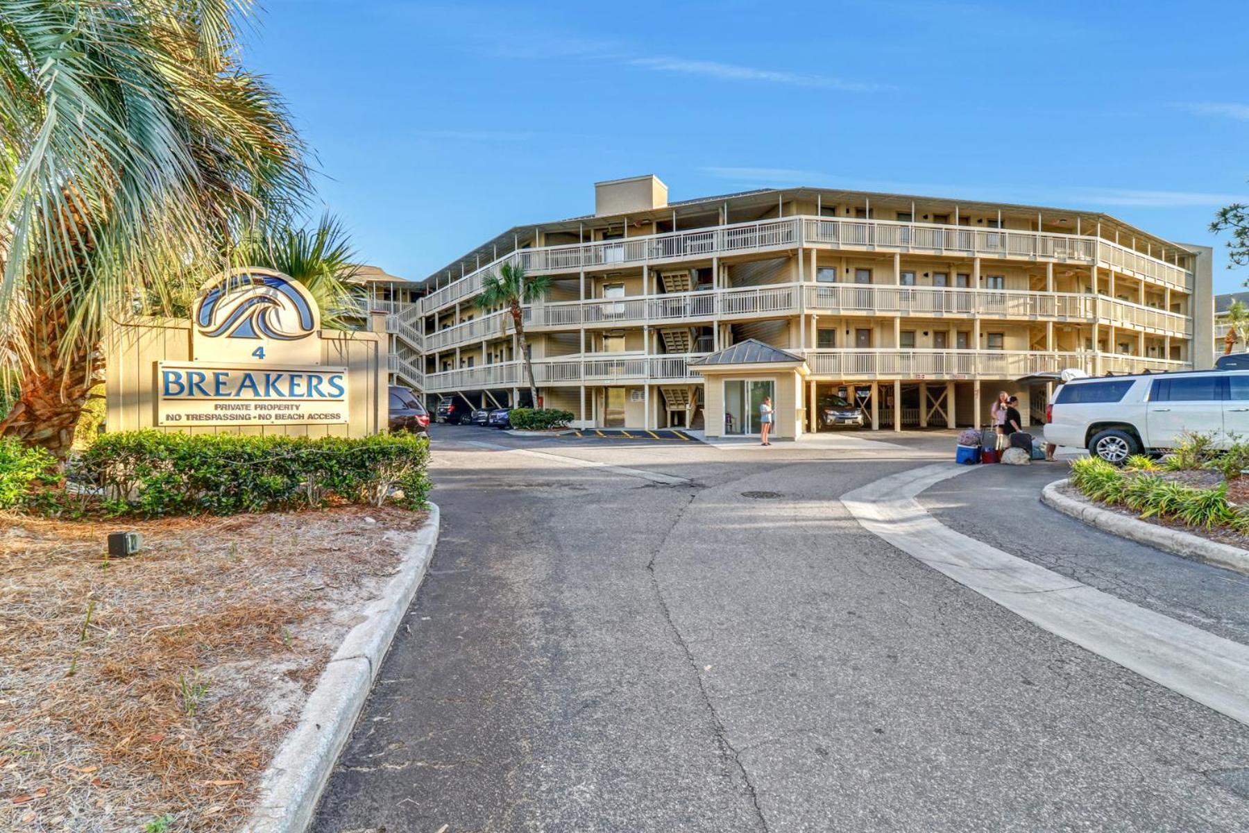The Breakers #220 Beach Condo, Beautiful Ocean View At Coligny Beach, 4 N Forest Beach Drive Hilton Head, Walk To All Shops Restaurants, Renovated Jan 2024, Vacation Rental Hhi Llc Hilton Head Island Buitenkant foto