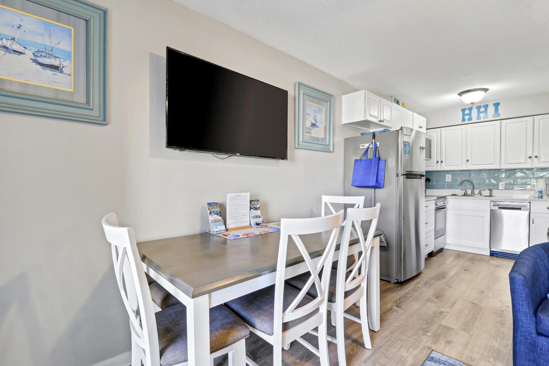 The Breakers #220 Beach Condo, Beautiful Ocean View At Coligny Beach, 4 N Forest Beach Drive Hilton Head, Walk To All Shops Restaurants, Renovated Jan 2024, Vacation Rental Hhi Llc Hilton Head Island Buitenkant foto